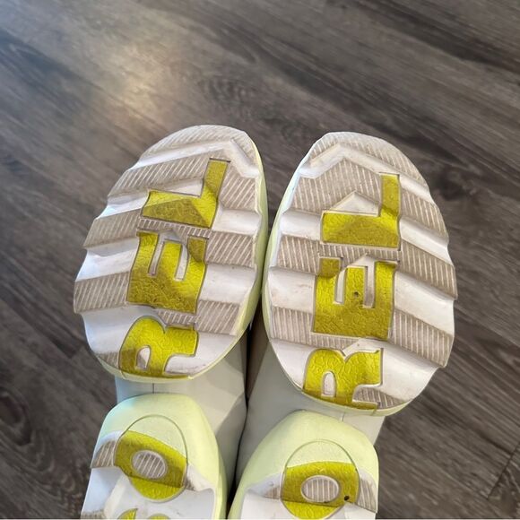 Sorel Women's Kinetic Impact Strap Shoes - Picture 10 of 11